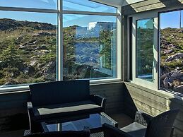 6 Person Holiday Home in Dyrvik