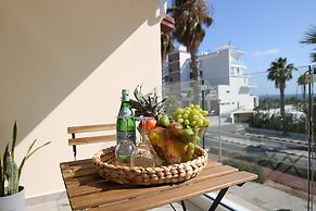 Phaedrus Living: Seaside Luxury Flat Limnaria 153