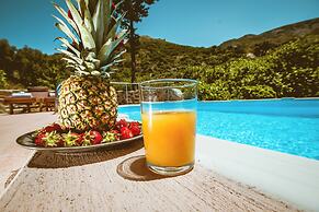 Ellafos Traditional Living