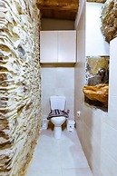 Ellafos Traditional Living