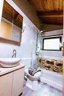 Ellafos Traditional Living