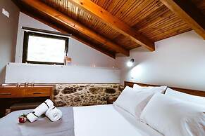 Ellafos Traditional Living