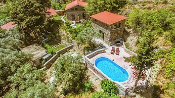 Ellafos Traditional Living