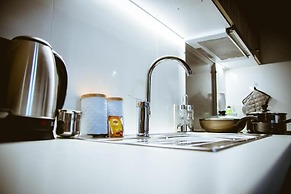 Ellafos Traditional Living