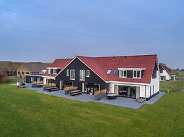 Modern 6-person Villa in De Cocksdorp, Texel