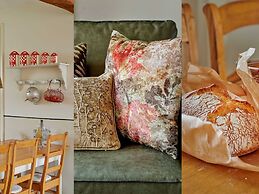 Holiday Home in Baarlo With Hot Tub