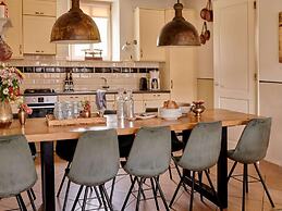 Holiday Home in Baarlo With Hot Tub