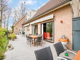 Holiday Home Near the Efteling With Garden