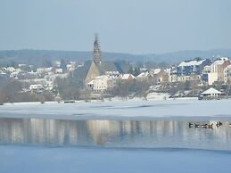 Renovated Apartment With Balcony, Near Vielsalm