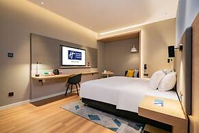 Holiday Inn Express Xi'an High-Tech Zone North by IHG