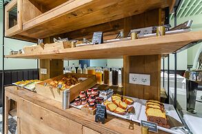 Blue Liberdade Hotel