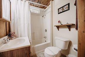 05mbh - Economical - Wifi - Pets Ok - F/p - D/w - Sleeps 2 1 Bedroom A