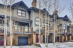 Premiere 2br Townhome - Shuttle To Slopes. Kids Ski Free! 2 Bedroom Co