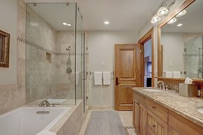 4br Ski In/ski Out The Top Of Bachelor Gulch 4 Bedroom Condo by RedAwn