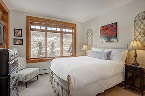 4br Ski In/ski Out The Top Of Bachelor Gulch 4 Bedroom Condo by RedAwn