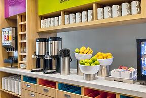 Home2 Suites by Hilton Minneapolis Downtown, MN