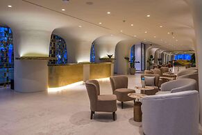 Isla Brown Corinthia Resort & Spa, Curio Collection Hilton