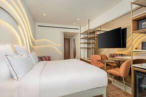 Isla Brown Corinthia Resort & Spa, Curio Collection Hilton