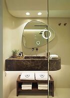 Isla Brown Corinthia Resort & Spa, Curio Collection Hilton