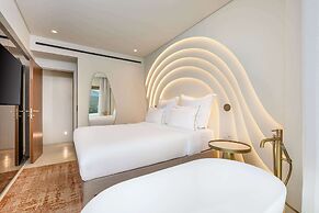 Isla Brown Corinthia Resort & Spa, Curio Collection Hilton