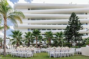 Isla Brown Corinthia Resort & Spa, Curio Collection Hilton