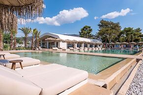 Isla Brown Corinthia Resort & Spa, Curio Collection Hilton