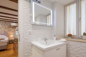 2 - Luxury Studio With Terrace in Heart of Split