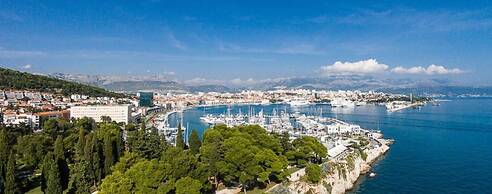 2 - Luxury Studio With Terrace in Heart of Split