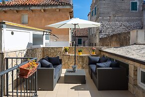 2 - Luxury Studio With Terrace in Heart of Split