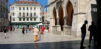 2 - Luxury Studio With Terrace in Heart of Split