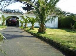 2 Bedroom Chalet - Praa Sands, Cornwall