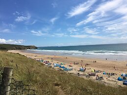 2 Bedroom Chalet - Praa Sands, Cornwall
