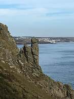 2 Bedroom Chalet - Praa Sands, Cornwall