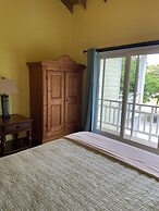 Laru Beya Palmetto Bay