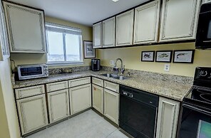 Edgewater West by ALBVR