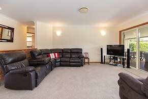 A Waterfront on Palmway