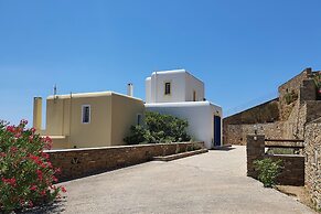 Monolithos Villas