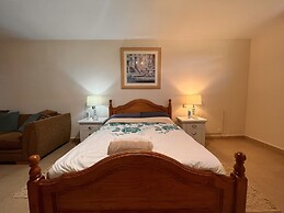B&B Villa Maria Guest Rooms - San Roque Golf - Sotogrande