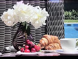 B&B Villa Maria Guest Rooms - San Roque Golf - Sotogrande