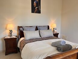 B&B Villa Maria Guest Rooms - San Roque Golf - Sotogrande