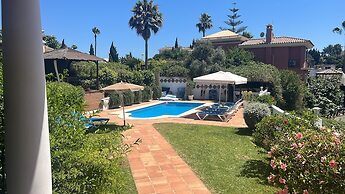 B&B Villa Maria Guest Rooms - San Roque Golf - Sotogrande