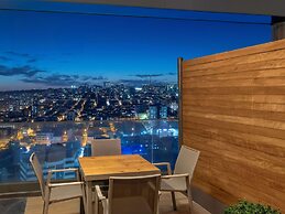 Mövenpick Living Istanbul West