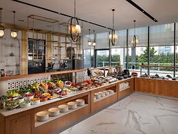 Mövenpick Living Istanbul West