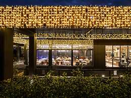 Mövenpick Living Istanbul West
