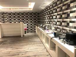 Jewel Kongchen Retreat & Spa