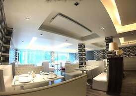 Jewel Kongchen Retreat & Spa