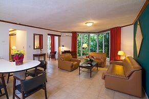 Villas Del Rio Luxury Suites