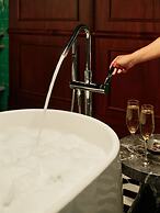 Virgin Hotels New Orleans