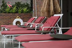 Virgin Hotels New Orleans