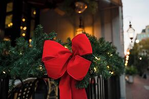 Virgin Hotels New Orleans